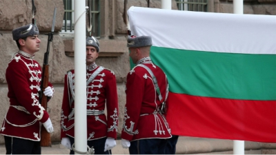 140 години от узаконяването на знамето на България